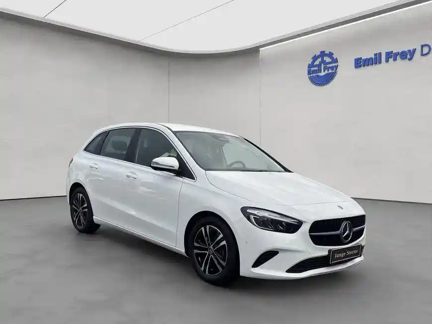 Mercedes-Benz B 200