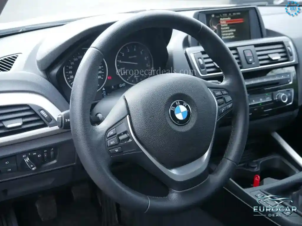 BMW 118