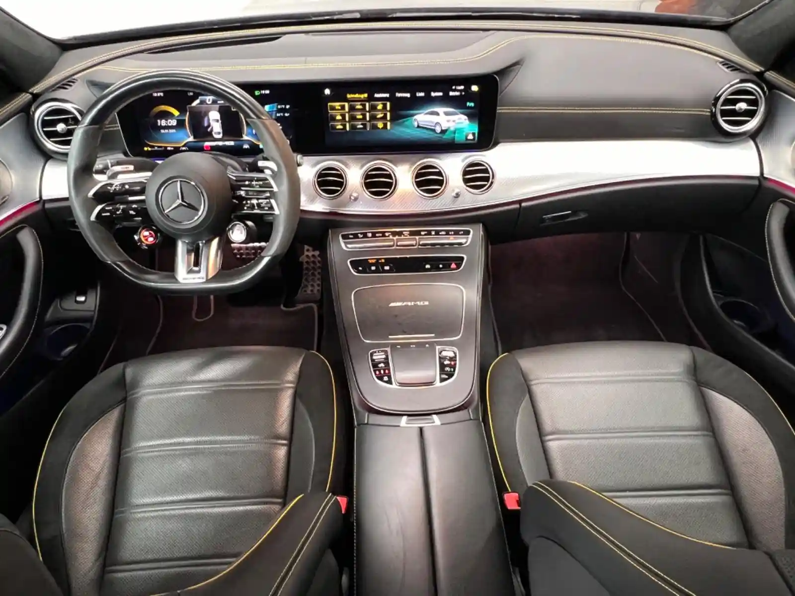 Mercedes-Benz E 63 AMG