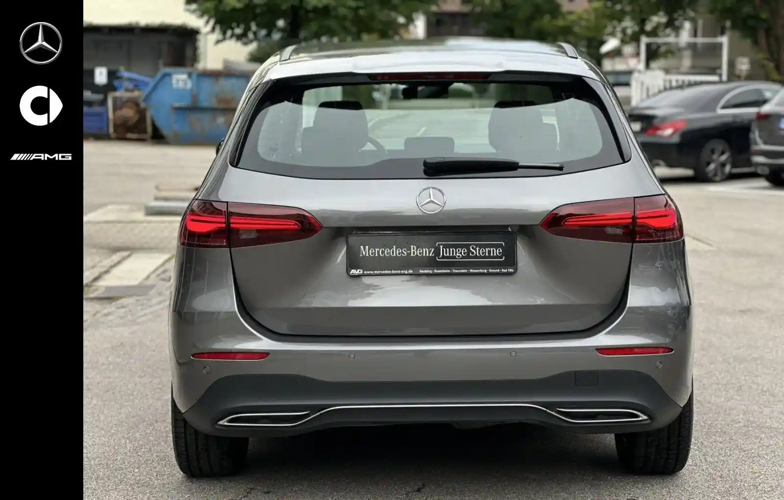 Mercedes-Benz B 220