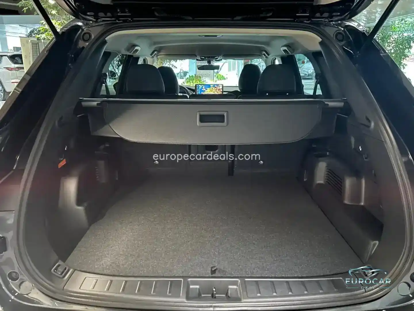 Mitsubishi Plug-in Hybrid Outlander