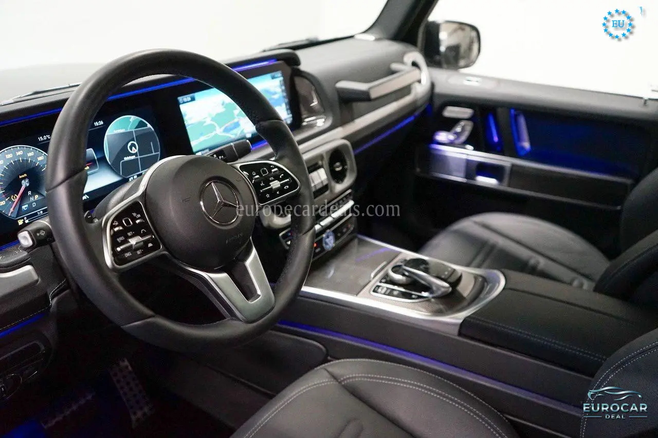 Mercedes-Benz G 500