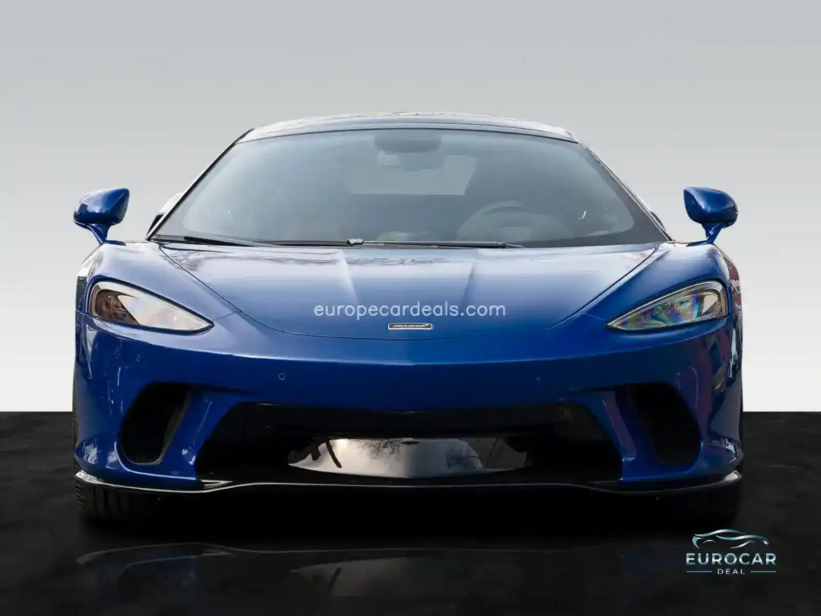 McLaren GT