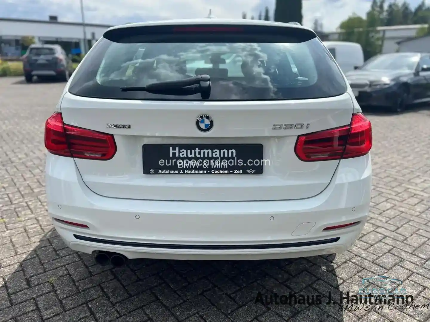 BMW 330