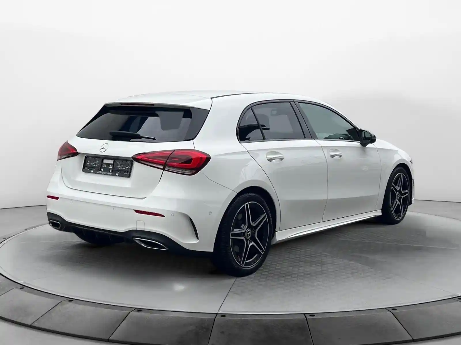 Mercedes-Benz A 220