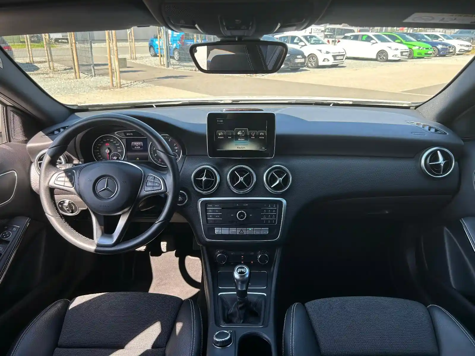 Mercedes-Benz A 180