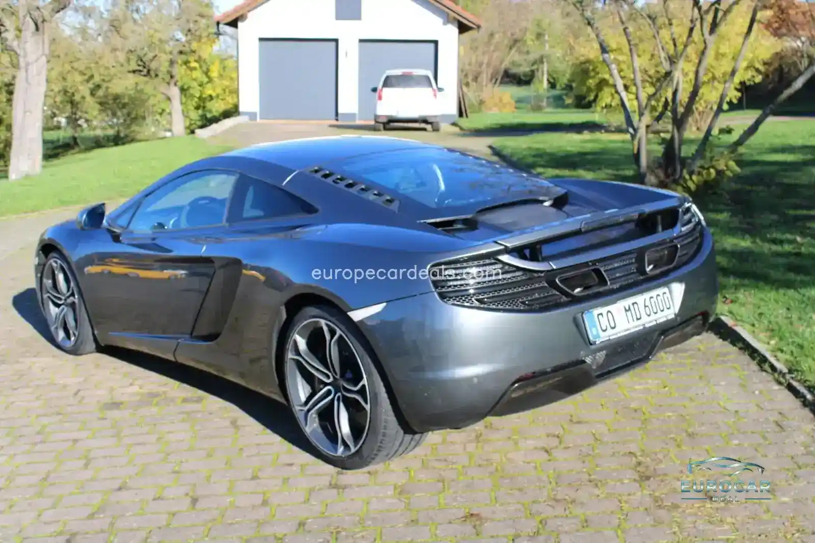 McLaren MP4-12C