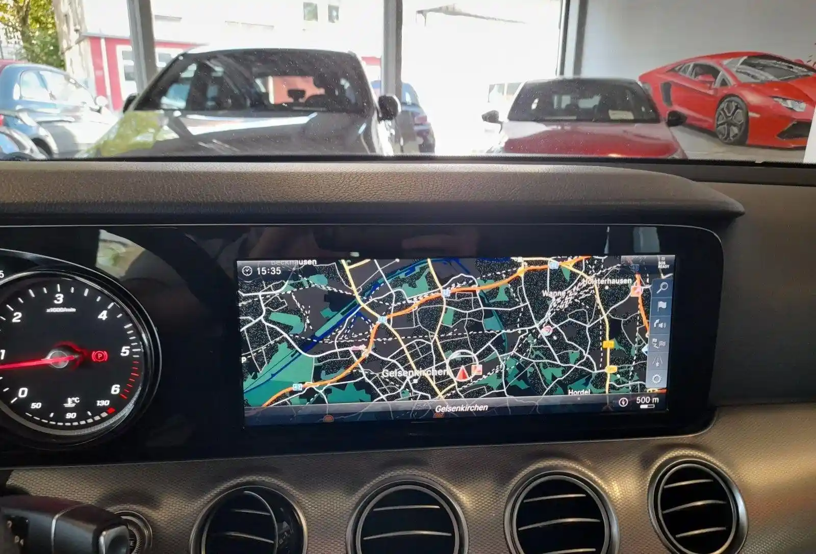 Mercedes-Benz E 220
