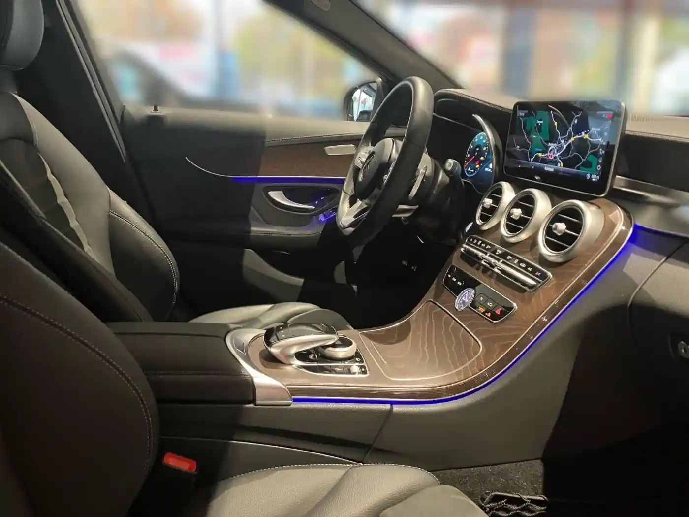 Mercedes-Benz C 300