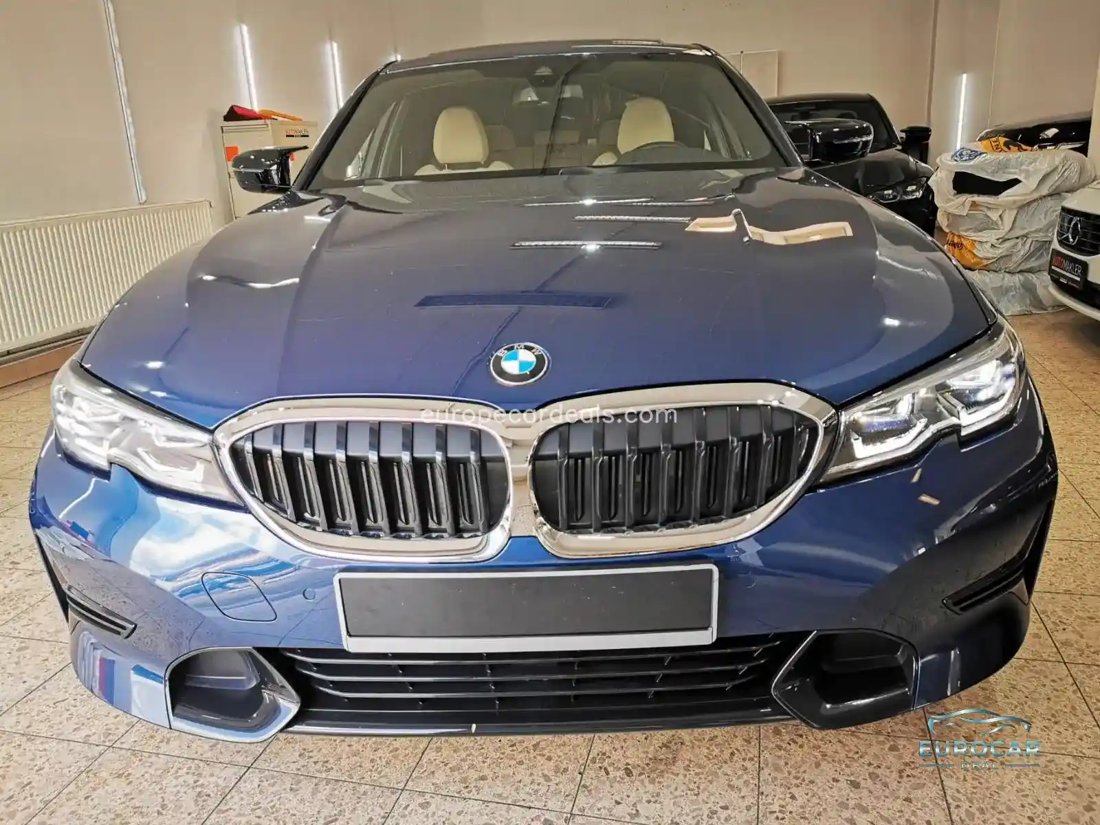 BMW 330