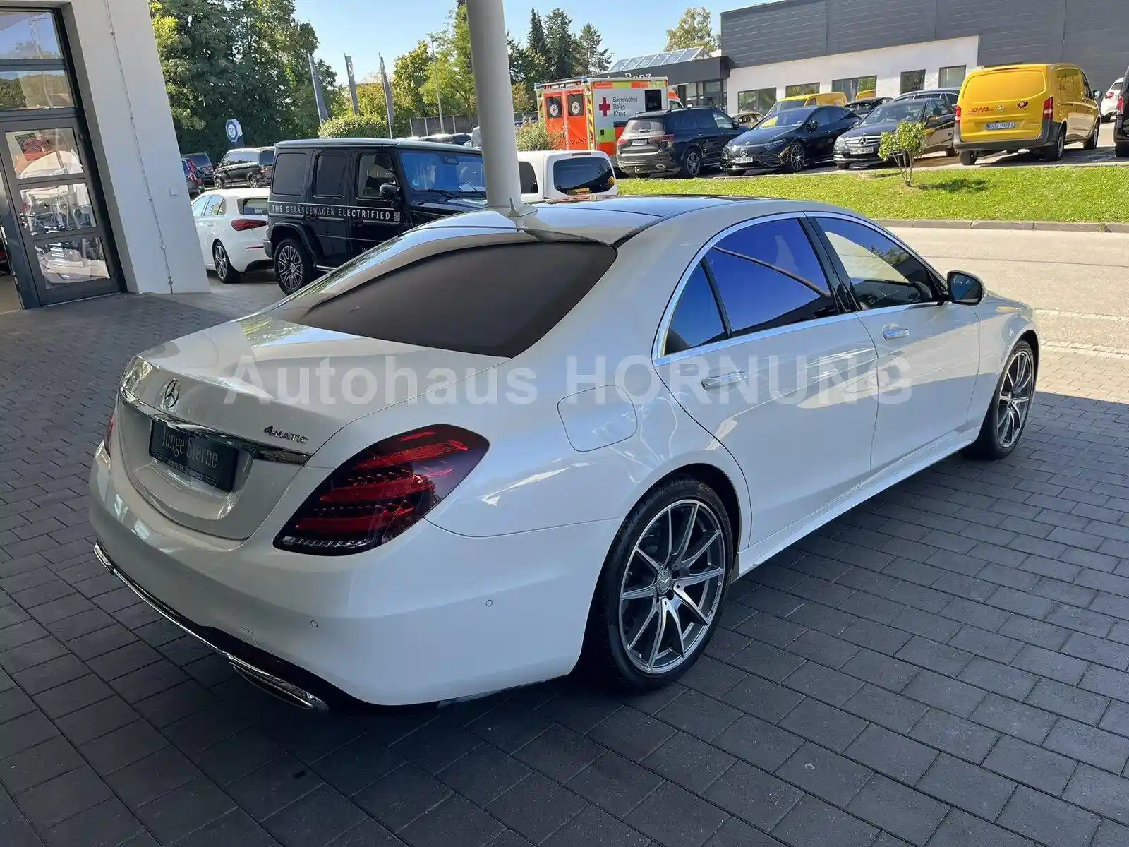 Mercedes-Benz S 560
