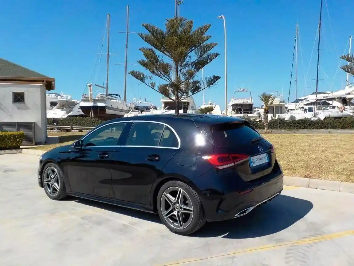 Mercedes-Benz A 180