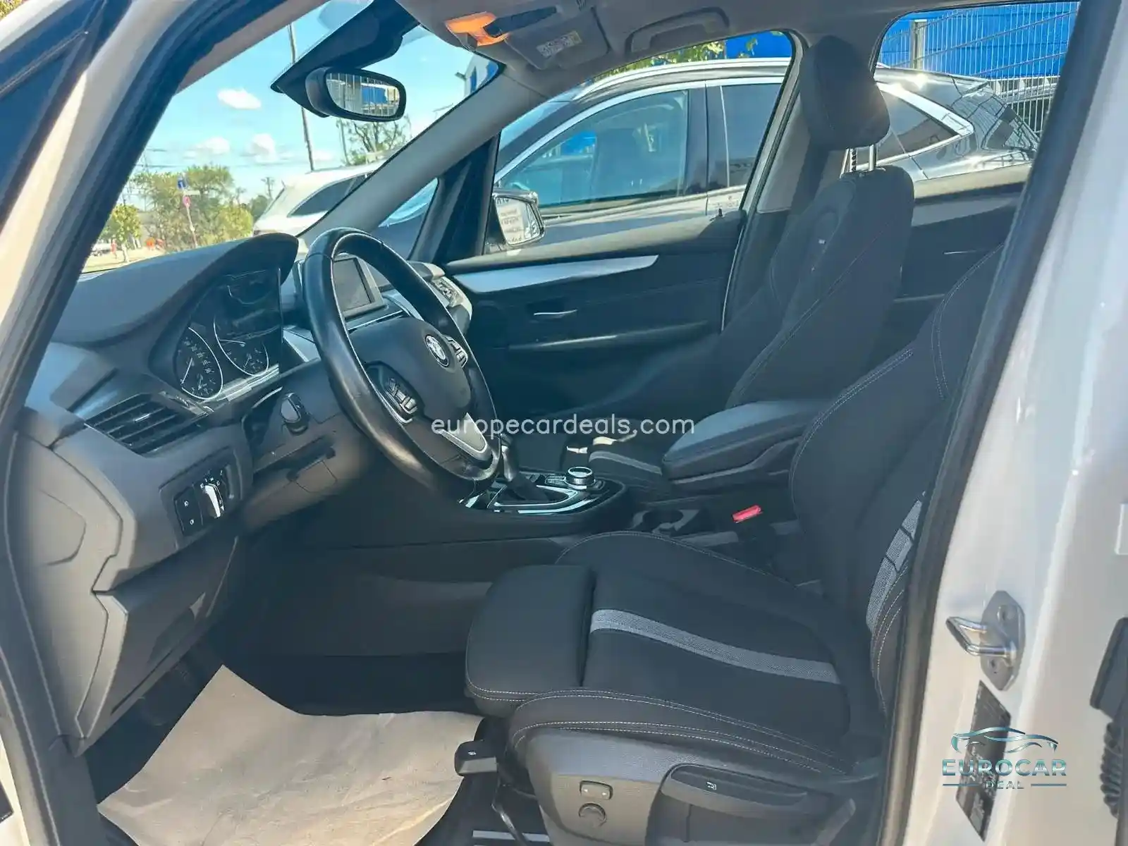 BMW 218