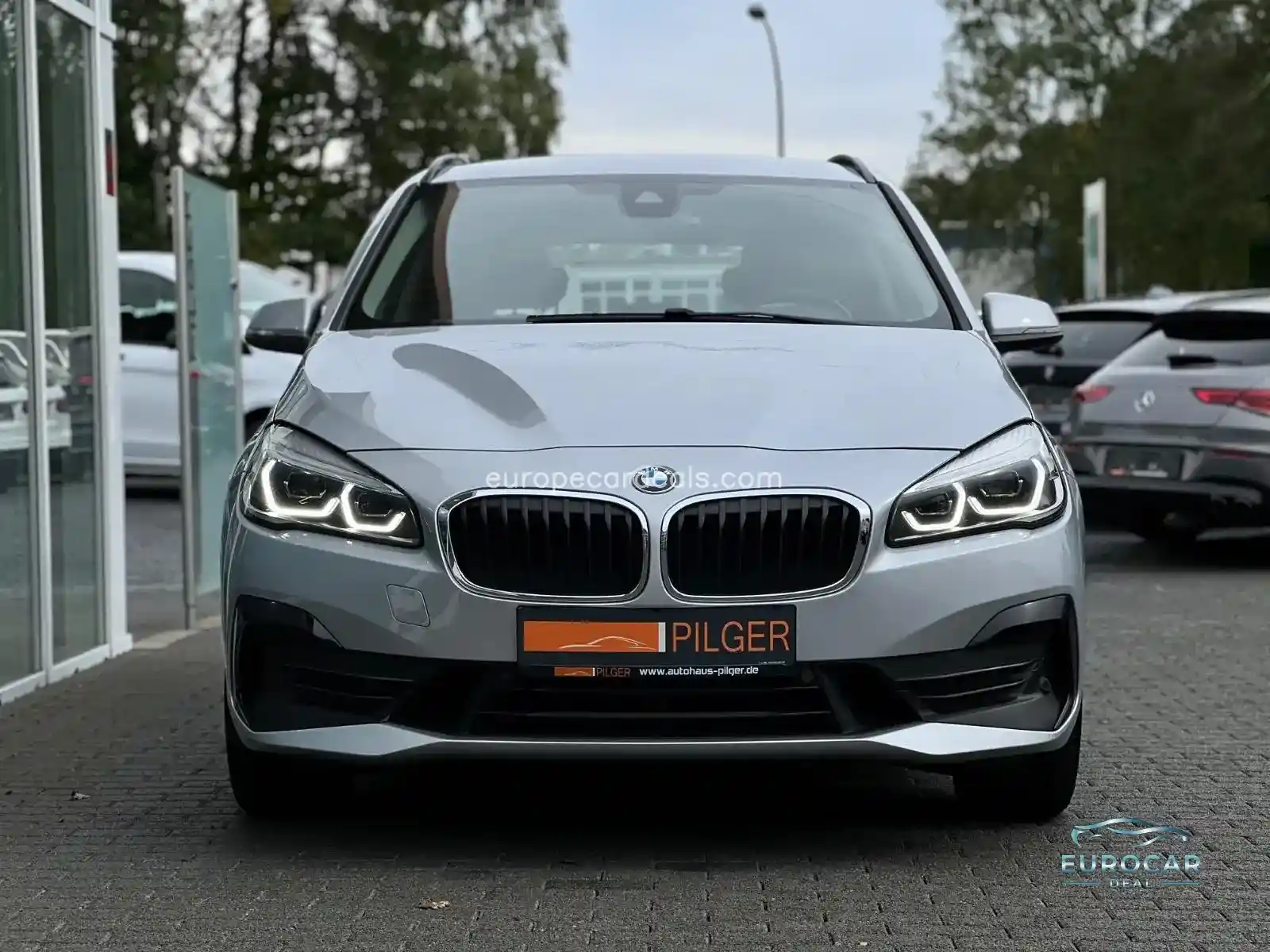 BMW 218