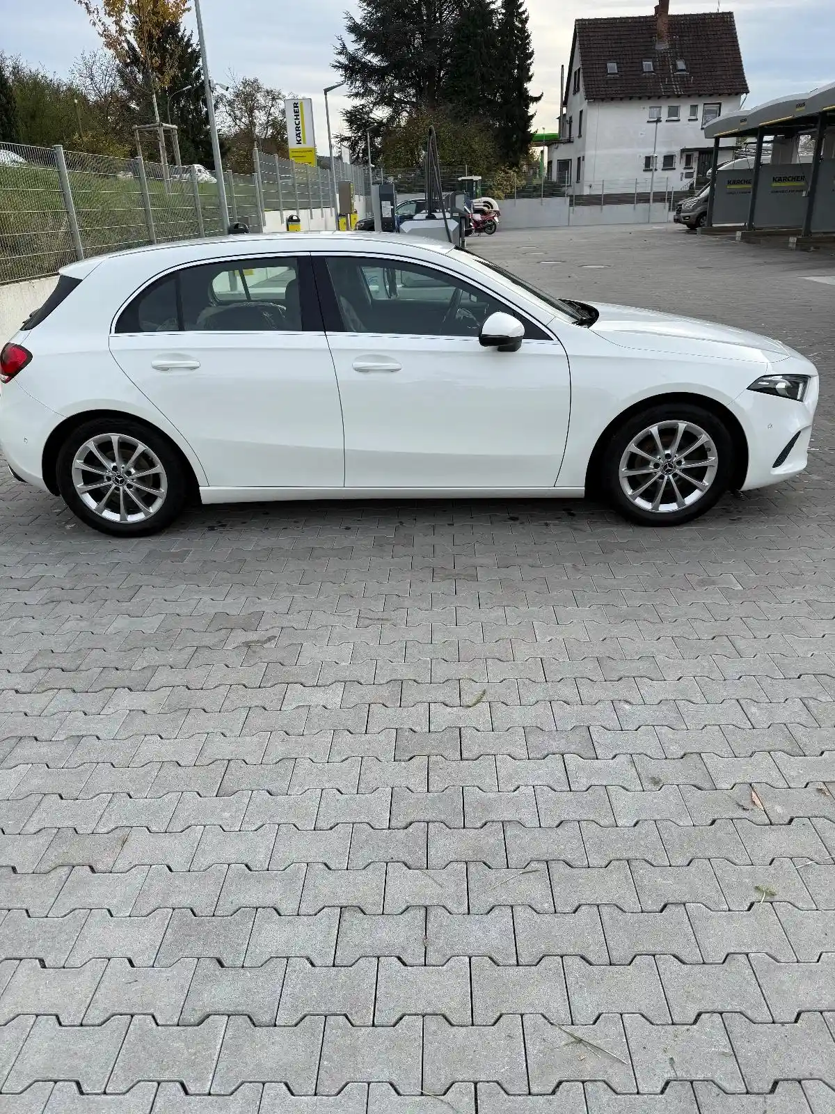 Mercedes-Benz A 180