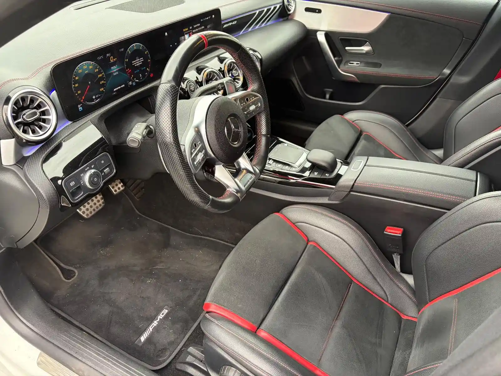 Mercedes-Benz CLA 45 AMG Shooting Brake