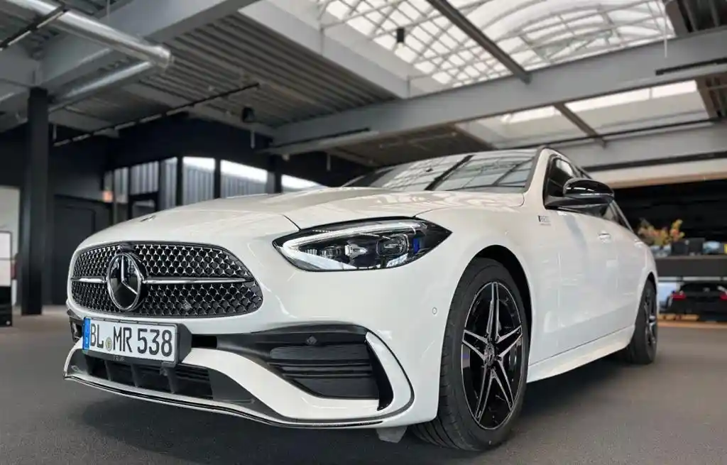 Mercedes-Benz C 220
