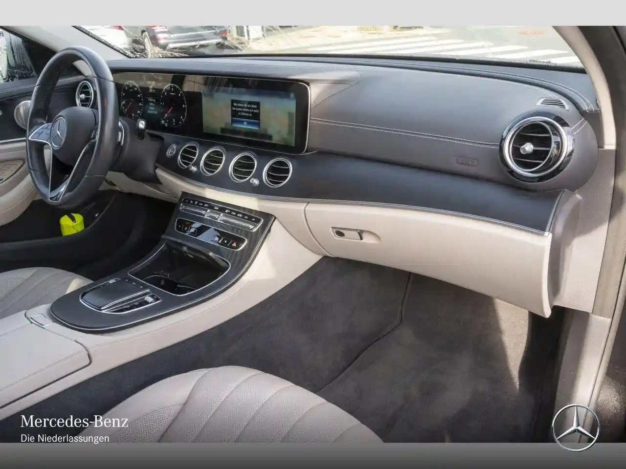 Mercedes-Benz E 400