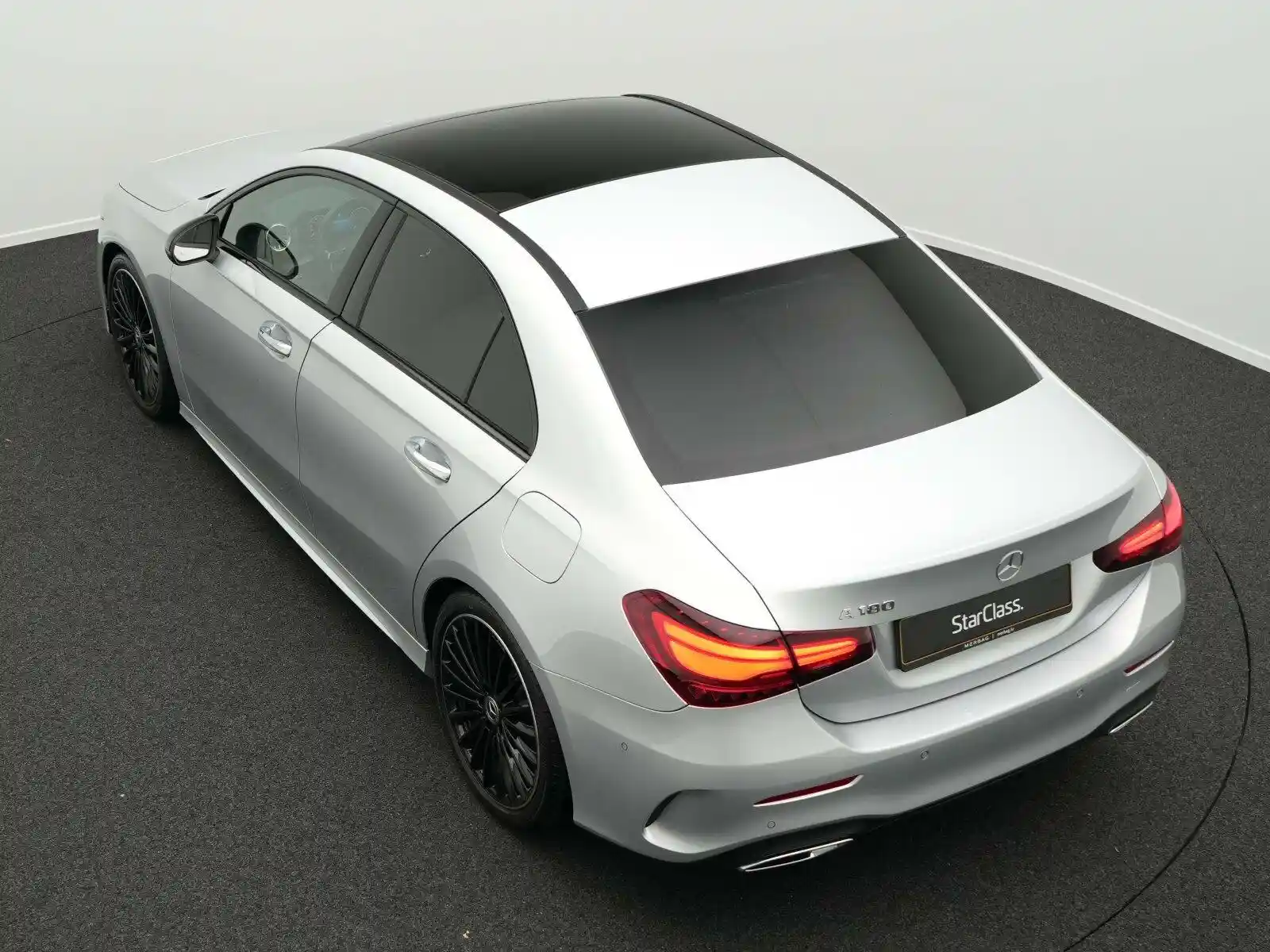 Mercedes-Benz A 180