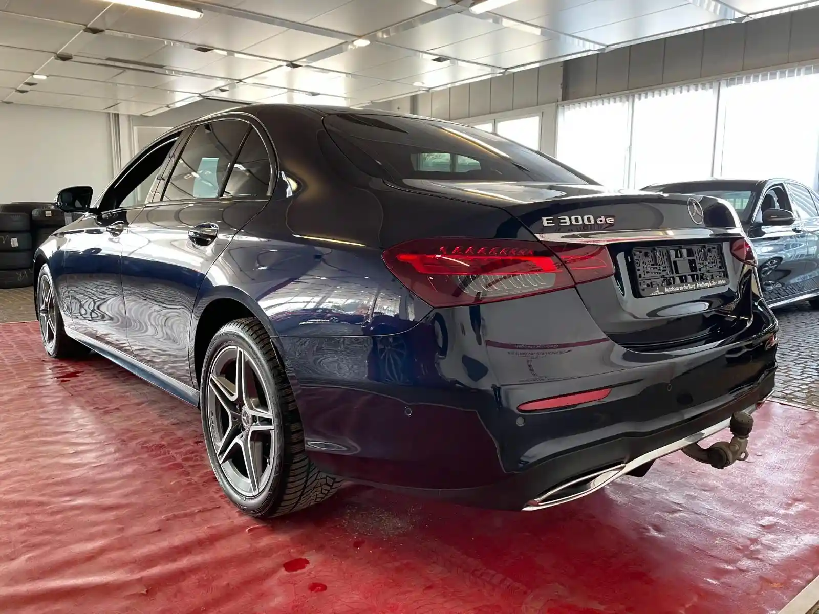 Mercedes-Benz E 300