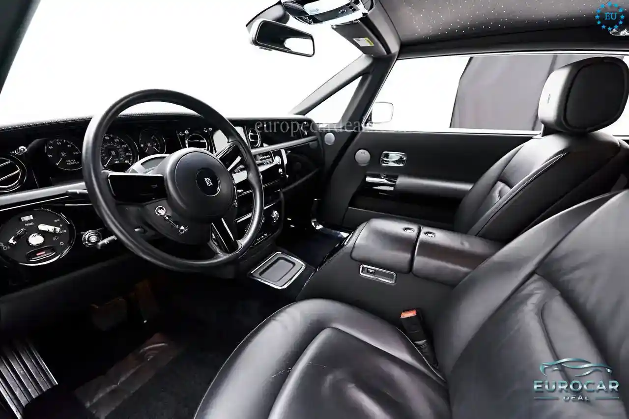 Rolls-Royce Phantom