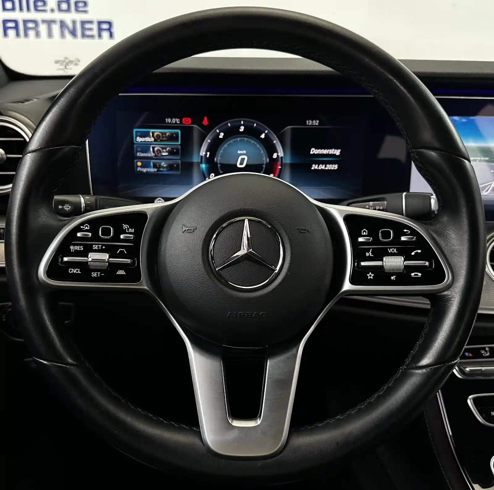 Mercedes-Benz E 400