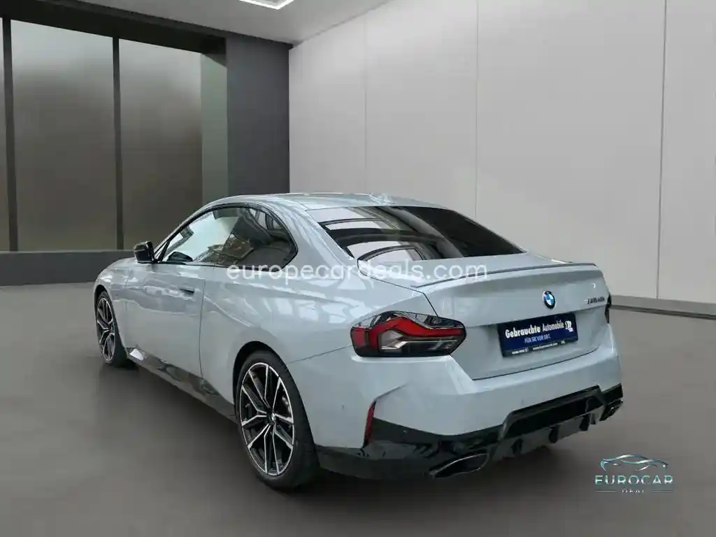 BMW M240i