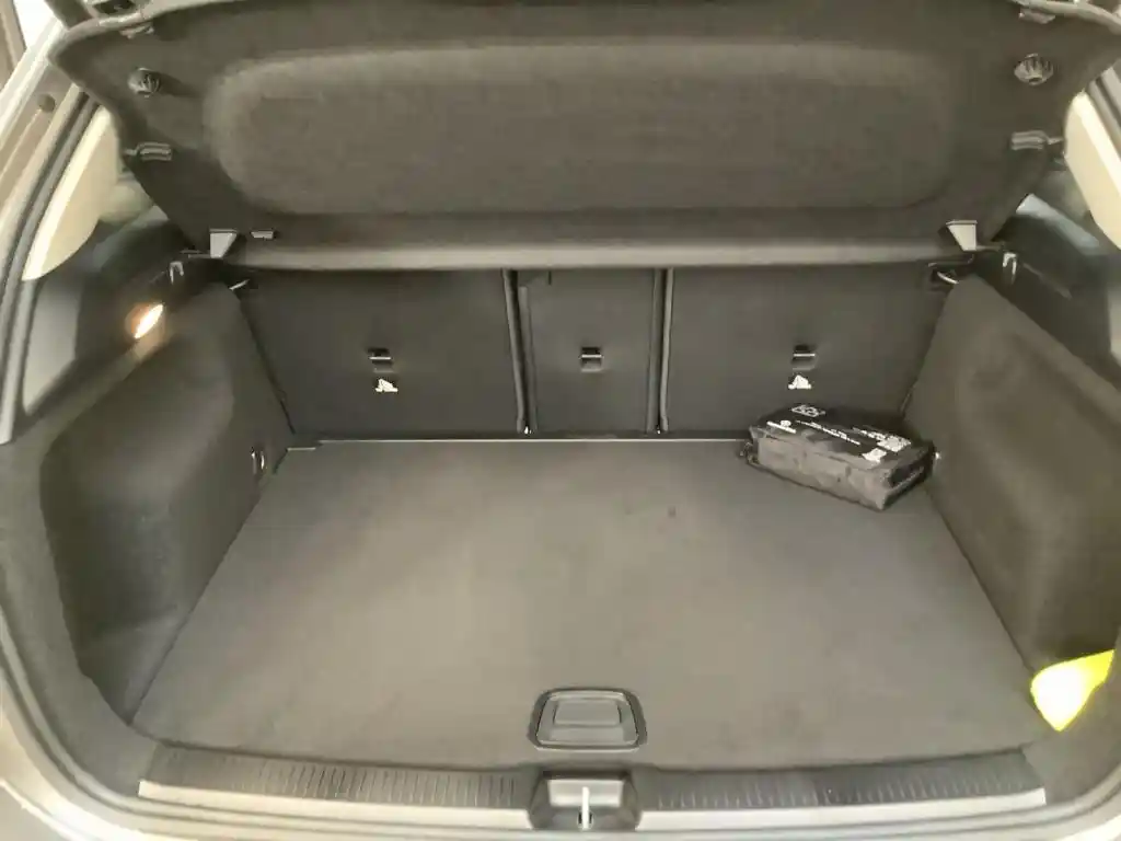 Mercedes-Benz B 220