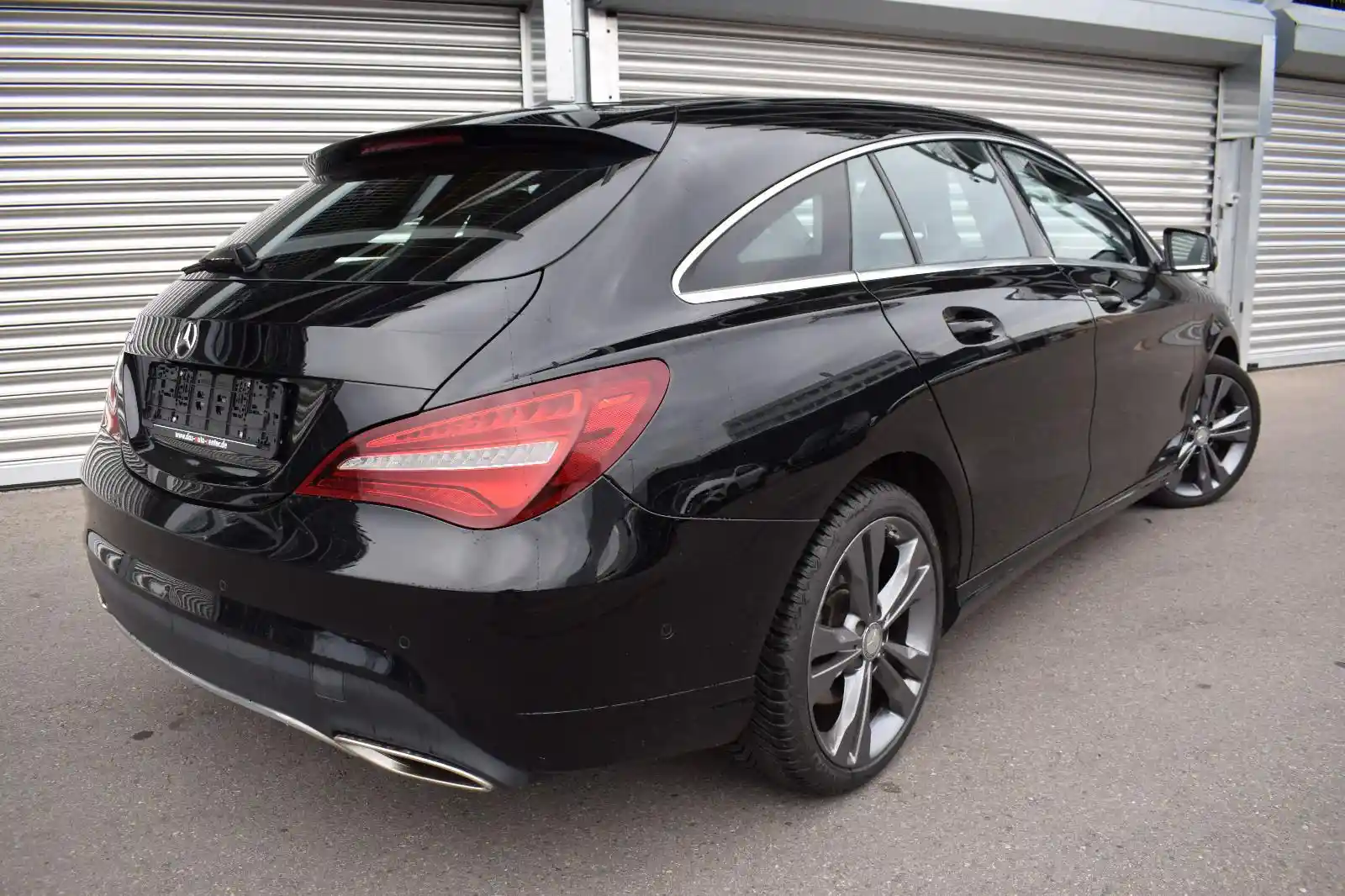 Mercedes-Benz CLA 180
