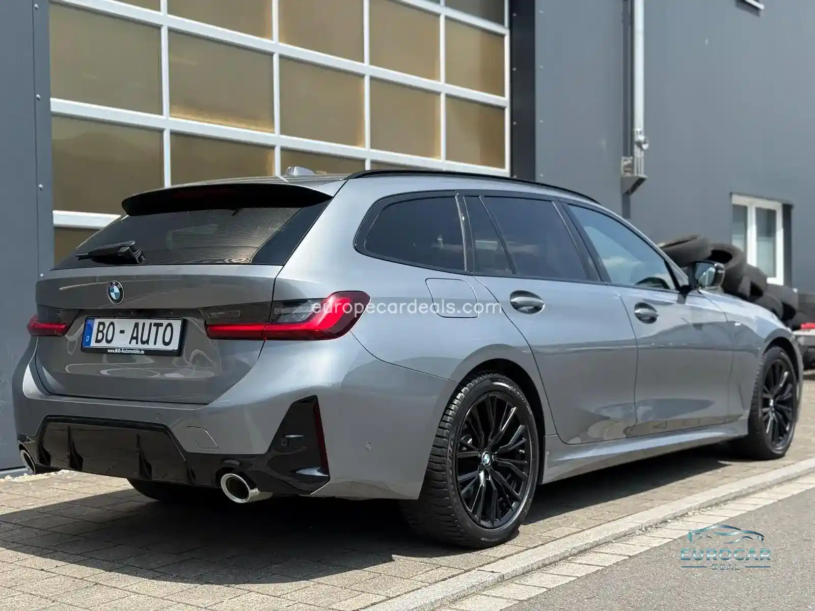 BMW 320
