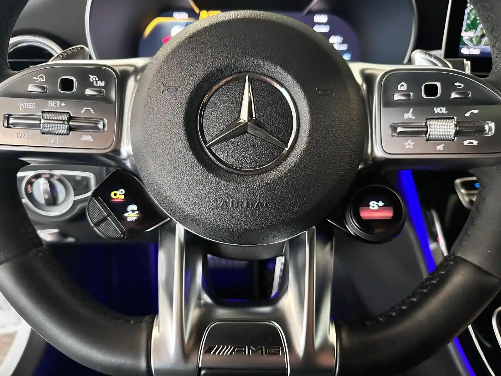 Mercedes-Benz C 63 AMG