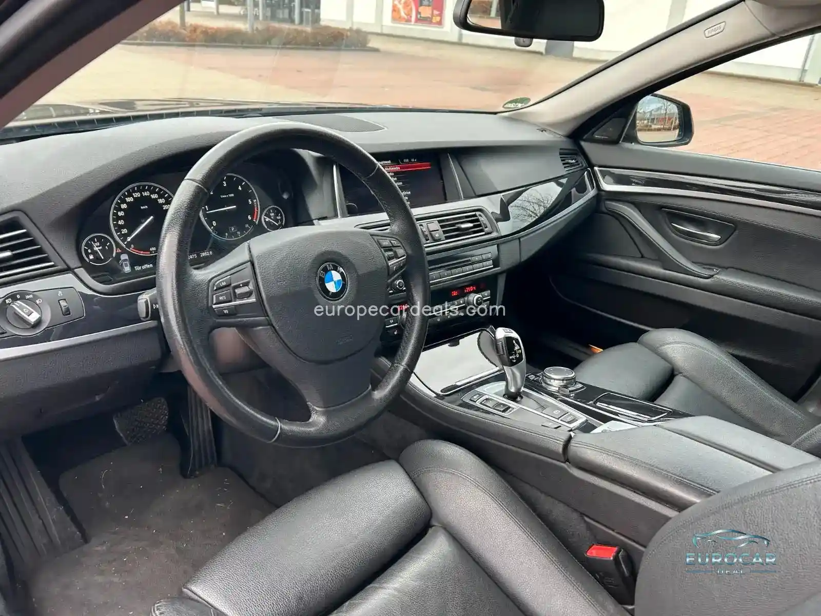 BMW 518