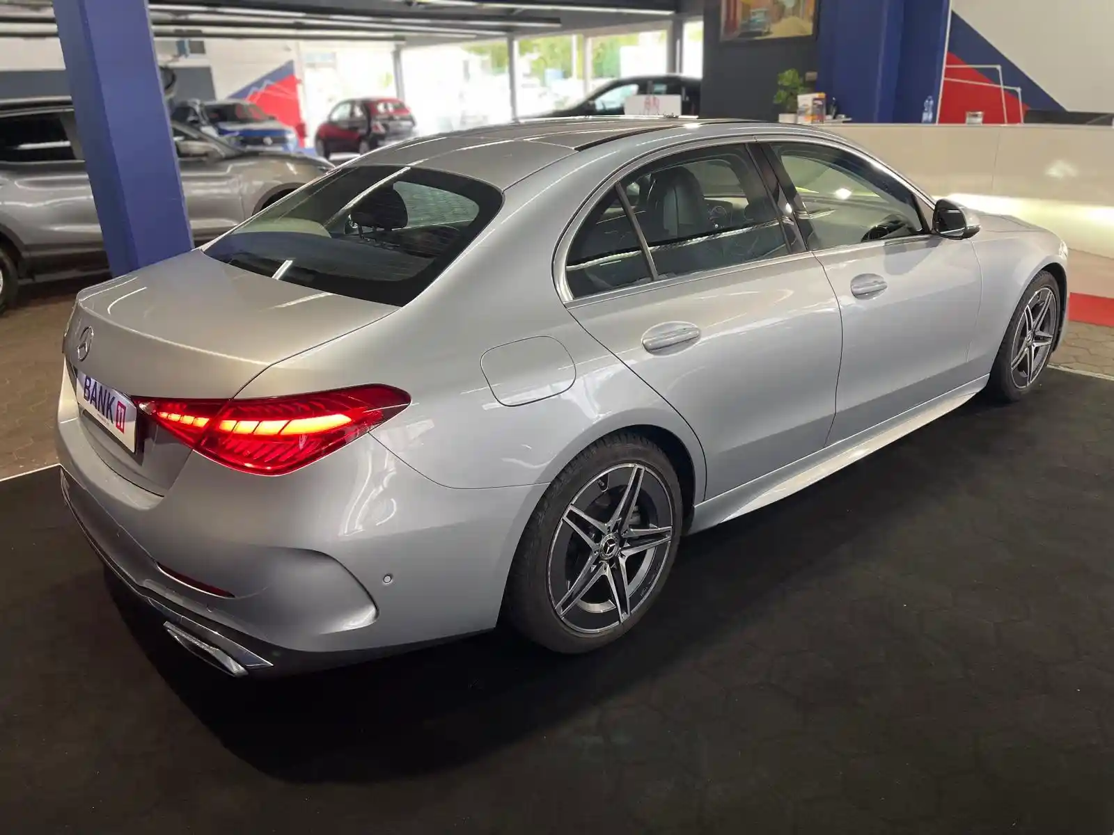Mercedes-Benz C 180