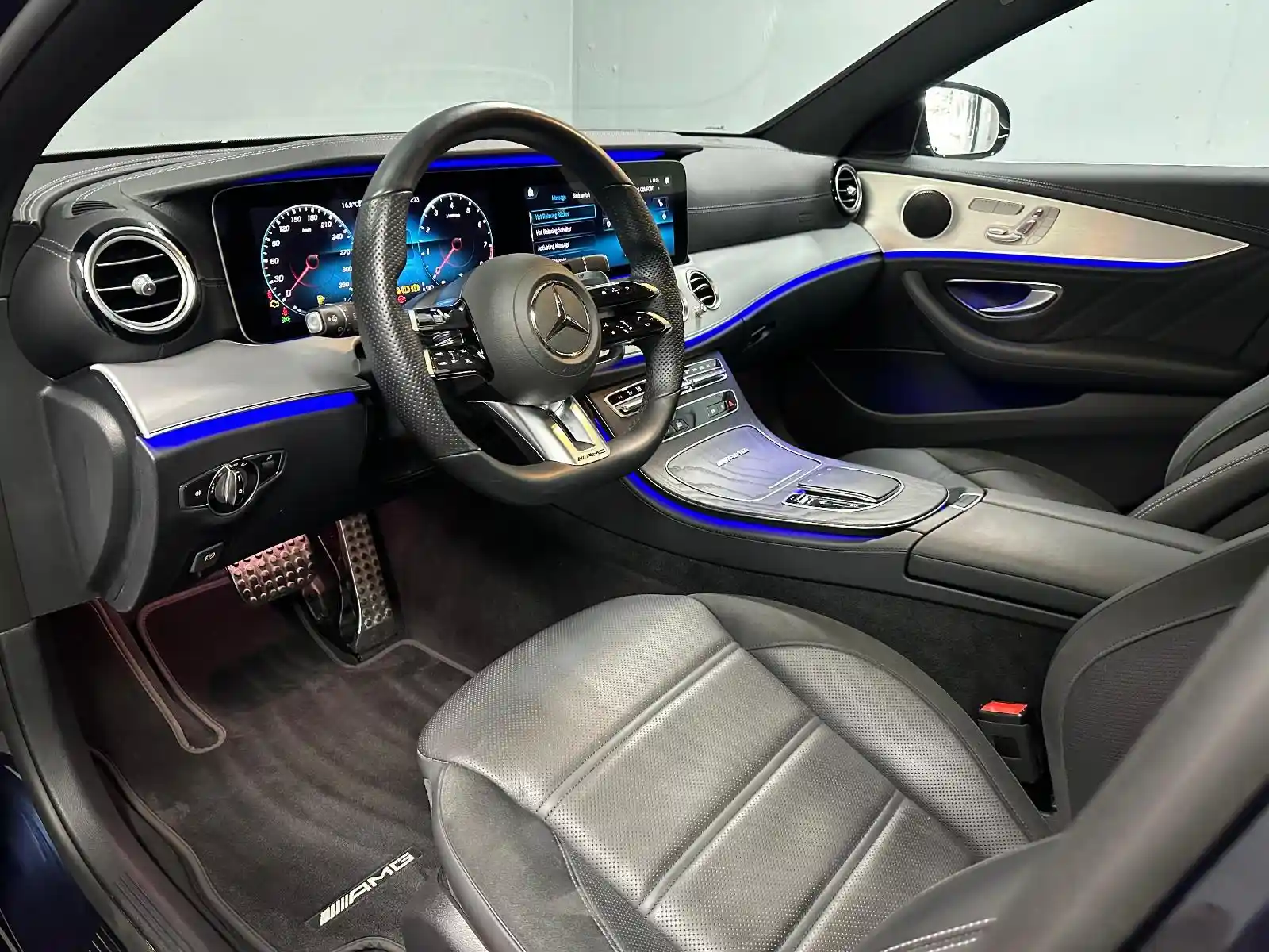 Mercedes-Benz E 63 AMG