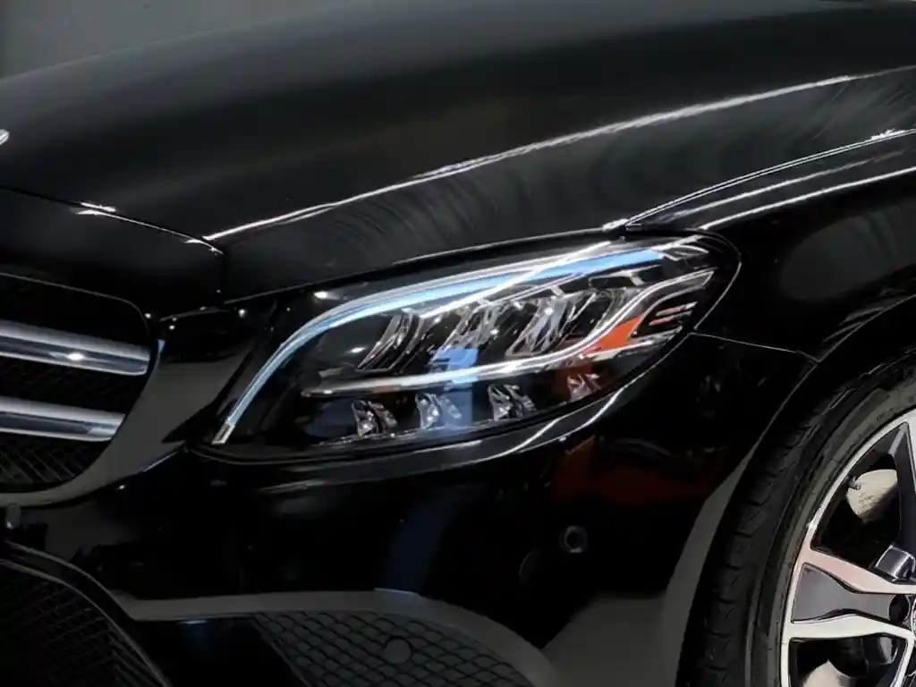 Mercedes-Benz C 180