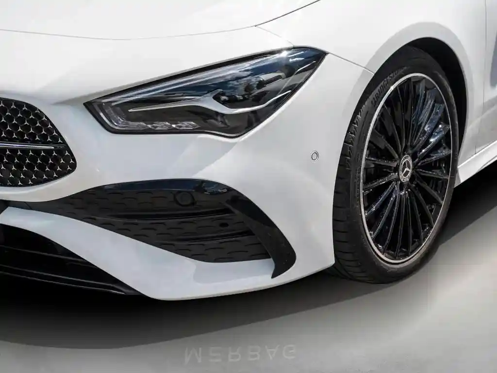 Mercedes-Benz CLA 200 Shooting Brake