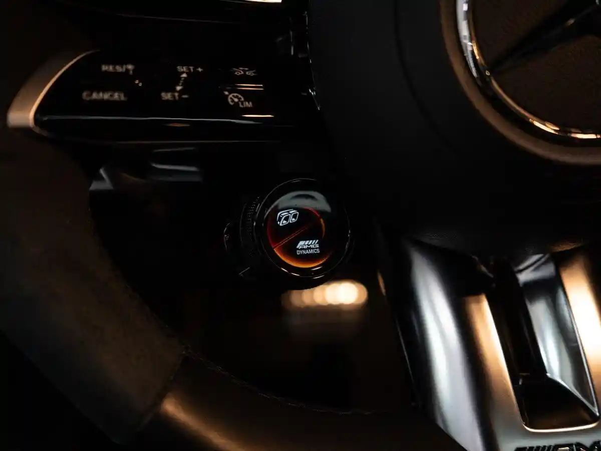 Mercedes-Benz CLA 45 AMG