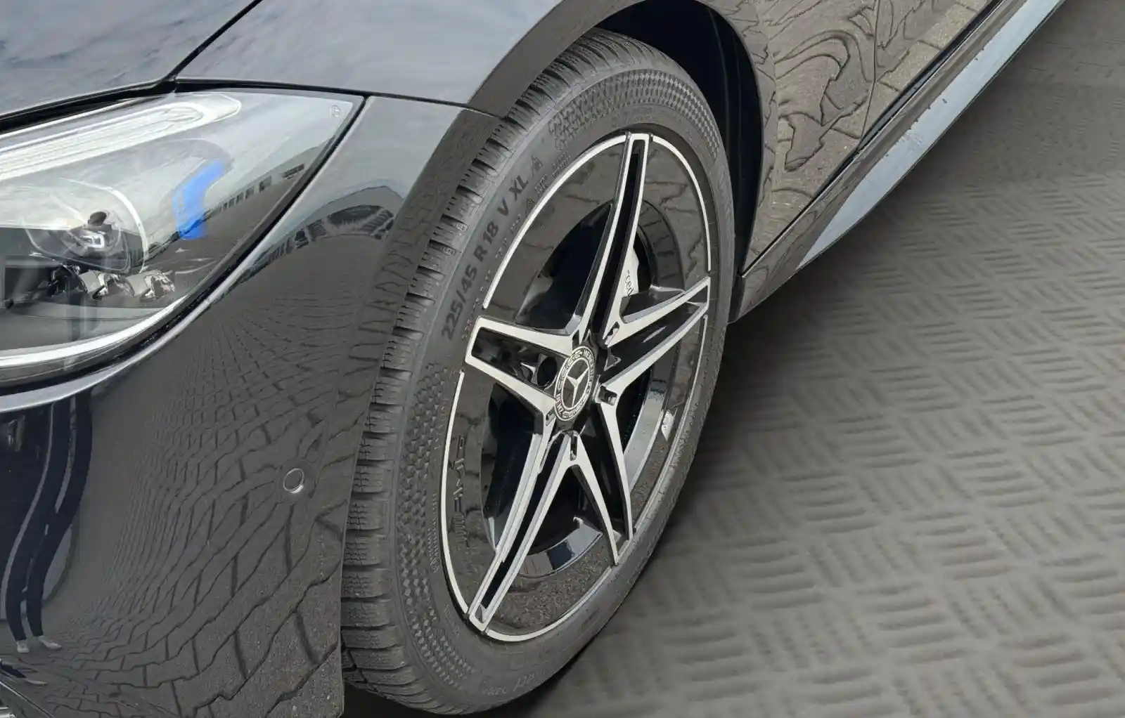 Mercedes-Benz C 300