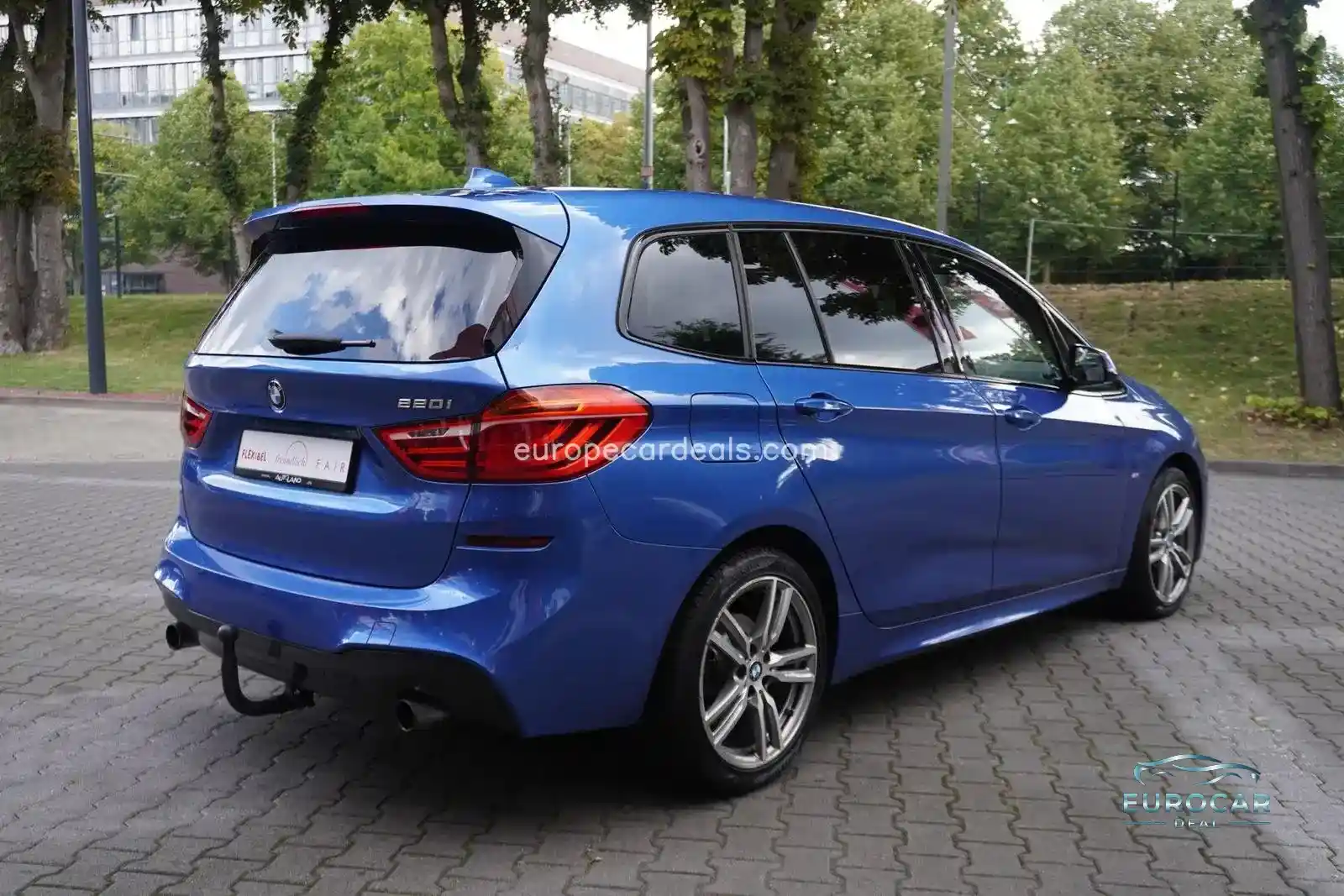 BMW 220