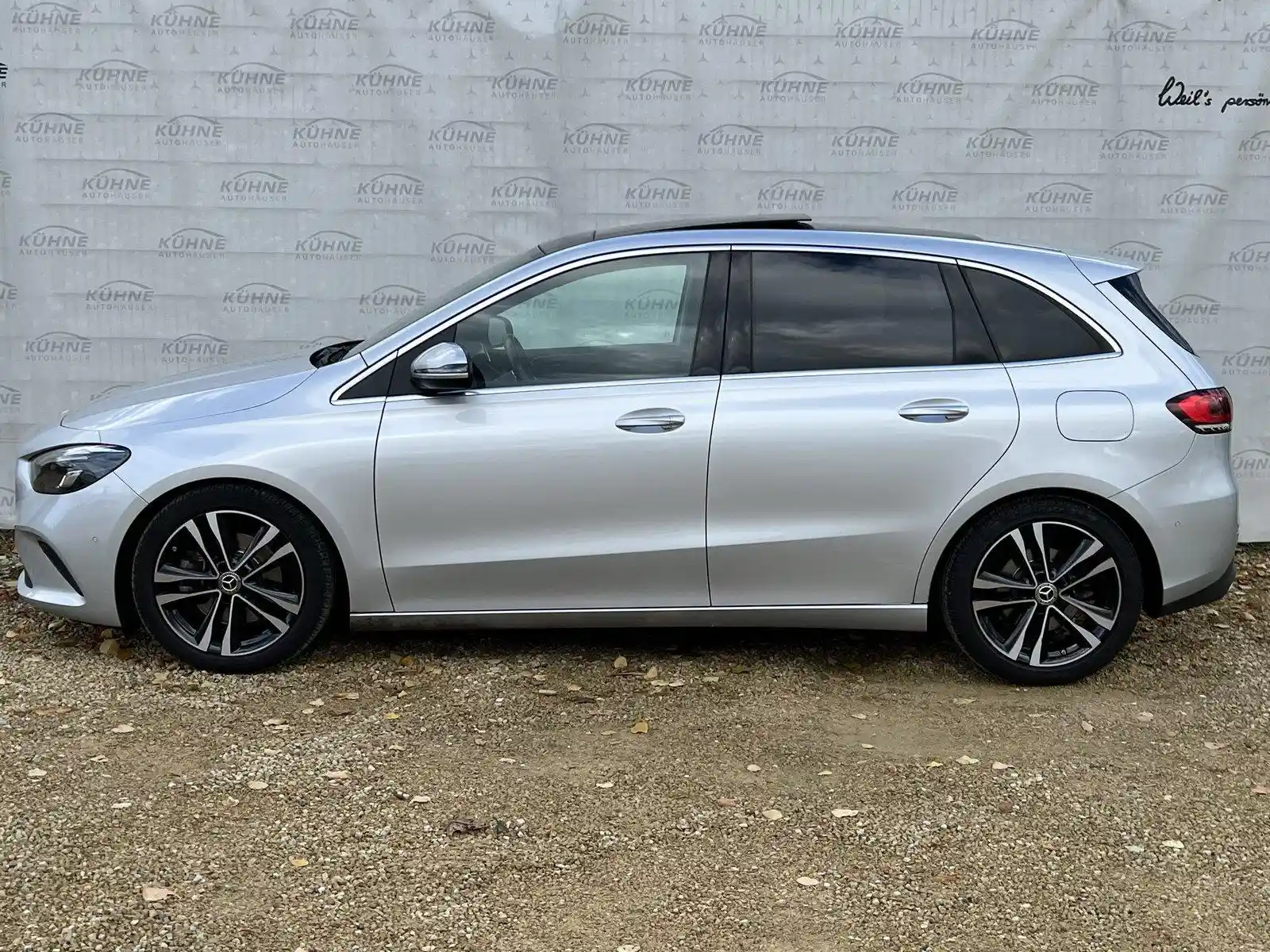 Mercedes-Benz B 220