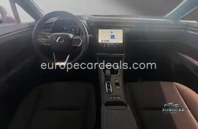 Lexus LBX