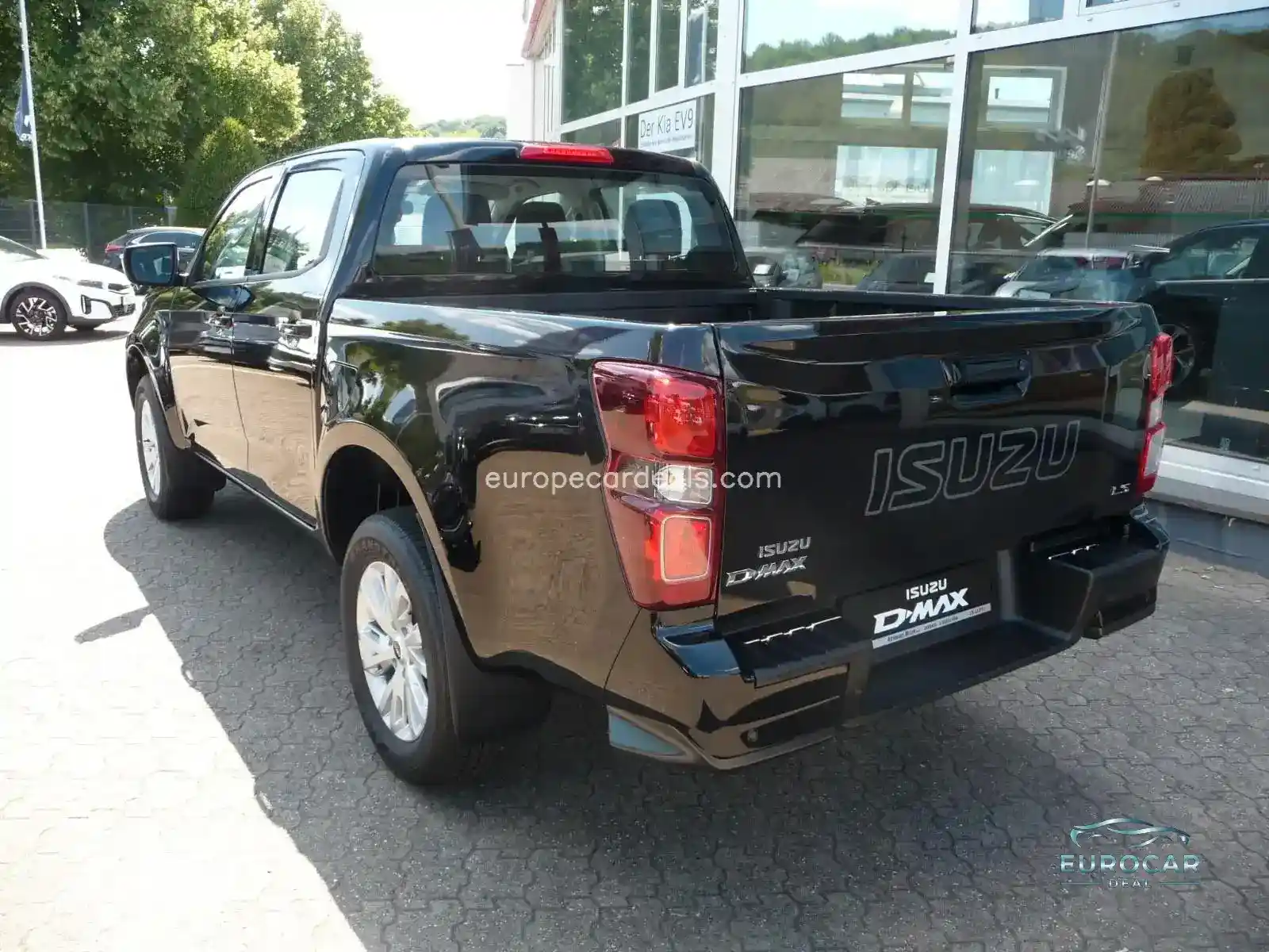 Double Cab 4WD AT LS sofort lieferbar
