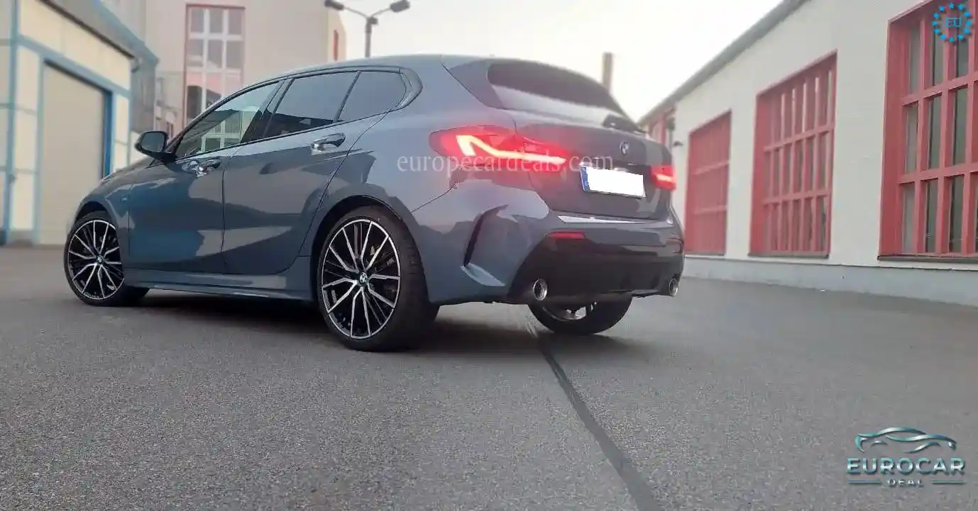 BMW 120