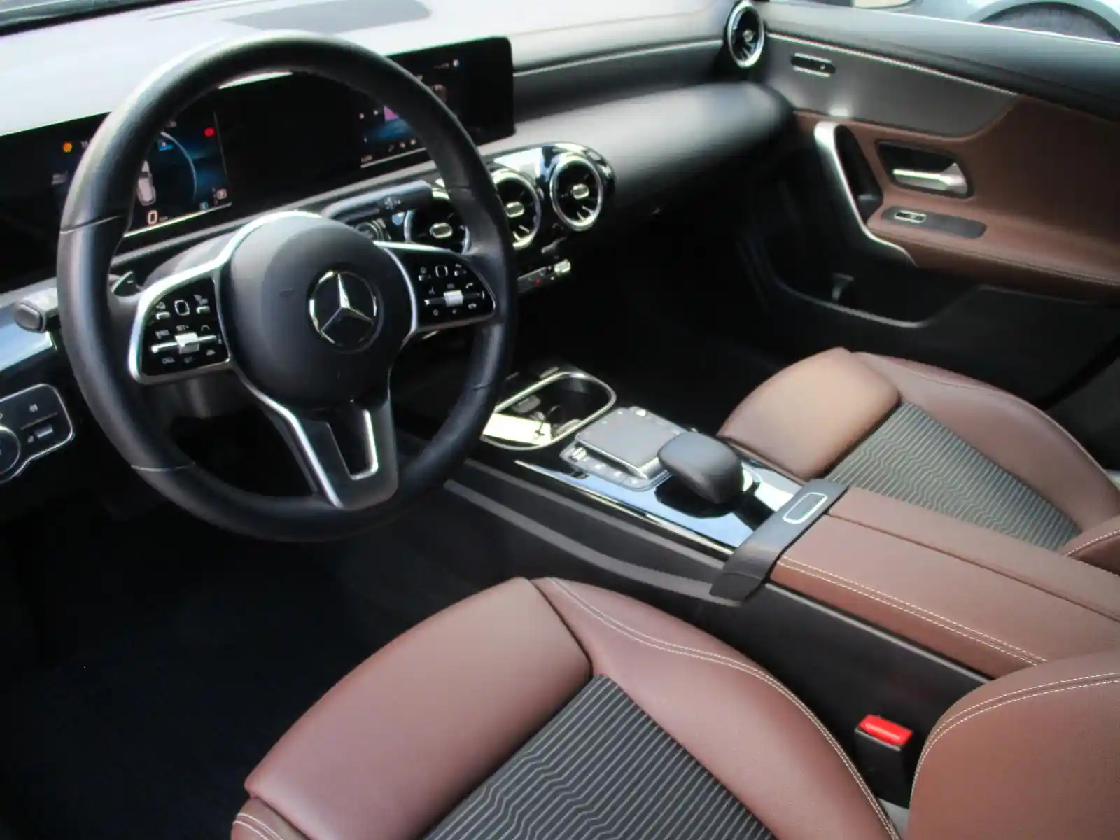 Mercedes-Benz CLA 200 Shooting Brake