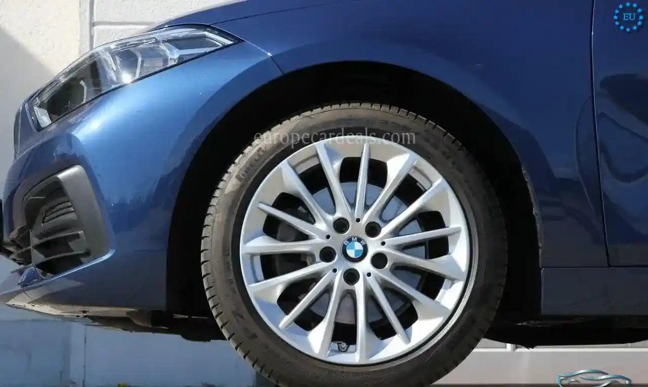 BMW 118