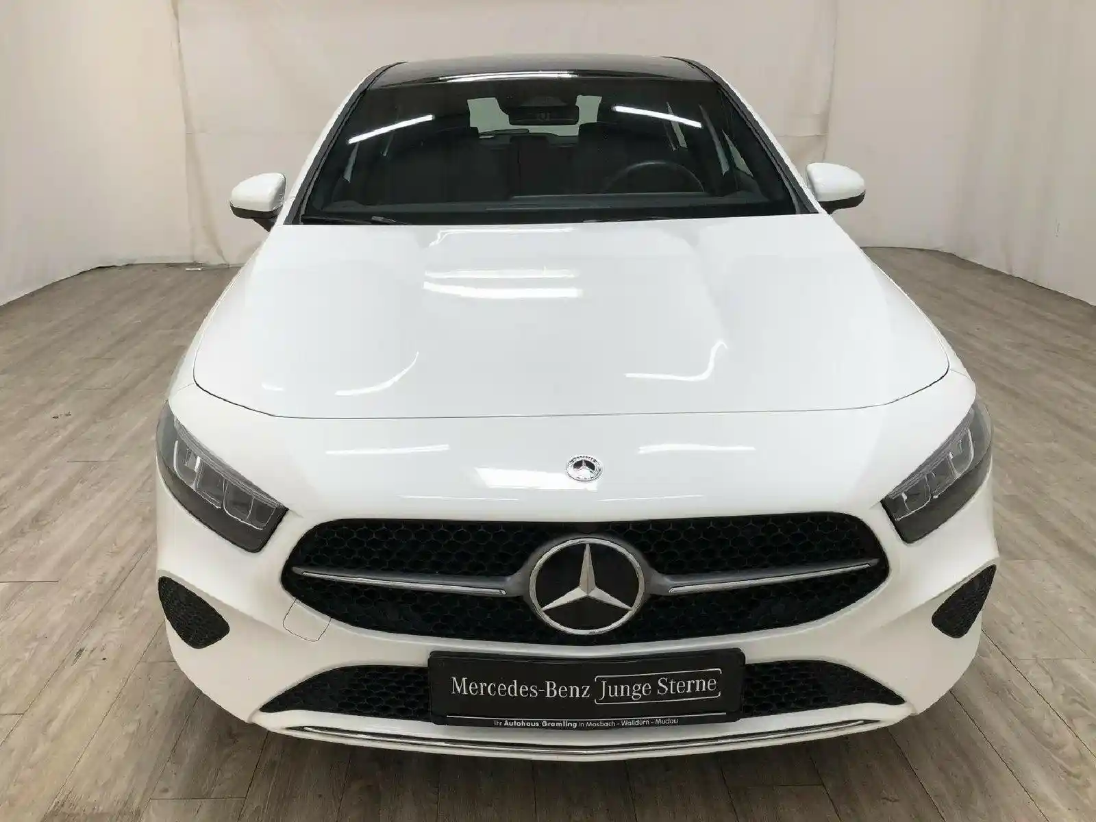 Mercedes-Benz A 200