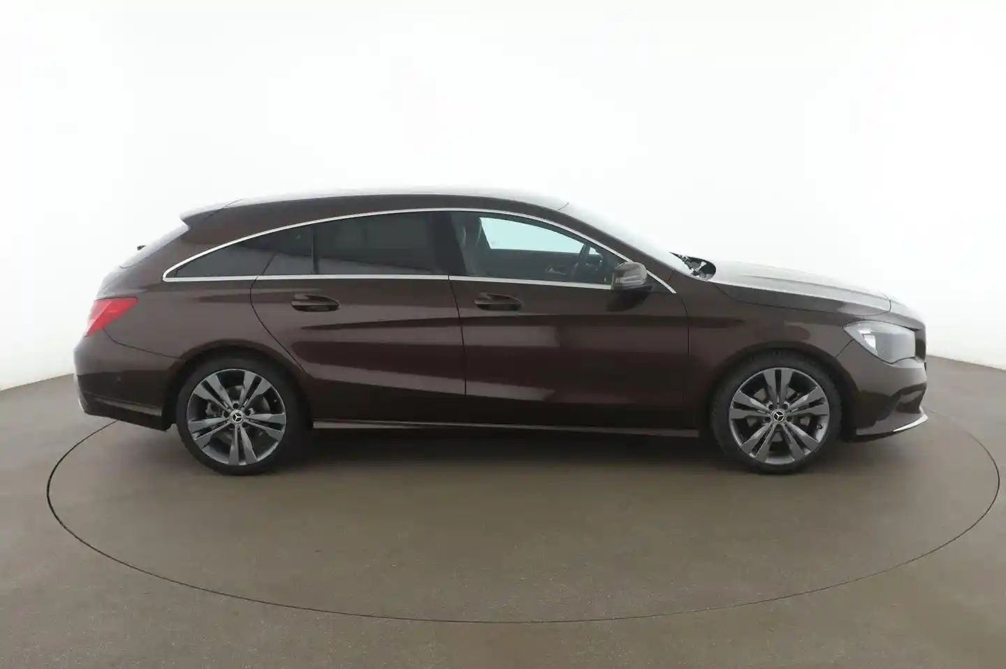 Mercedes-Benz CLA 200 Shooting Brake