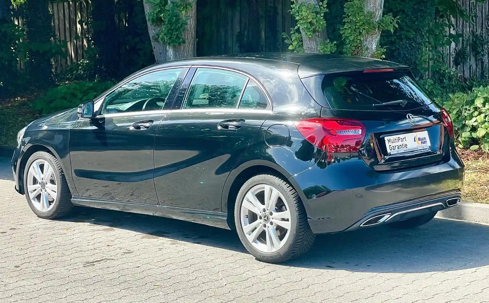 Mercedes-Benz A 180
