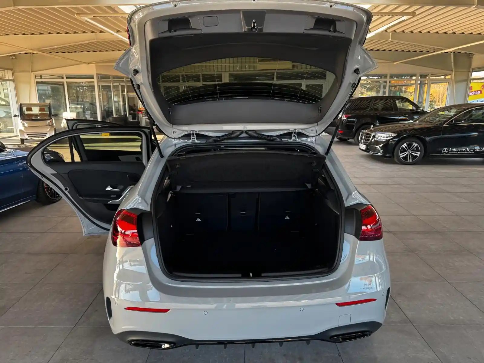 Mercedes-Benz A 200