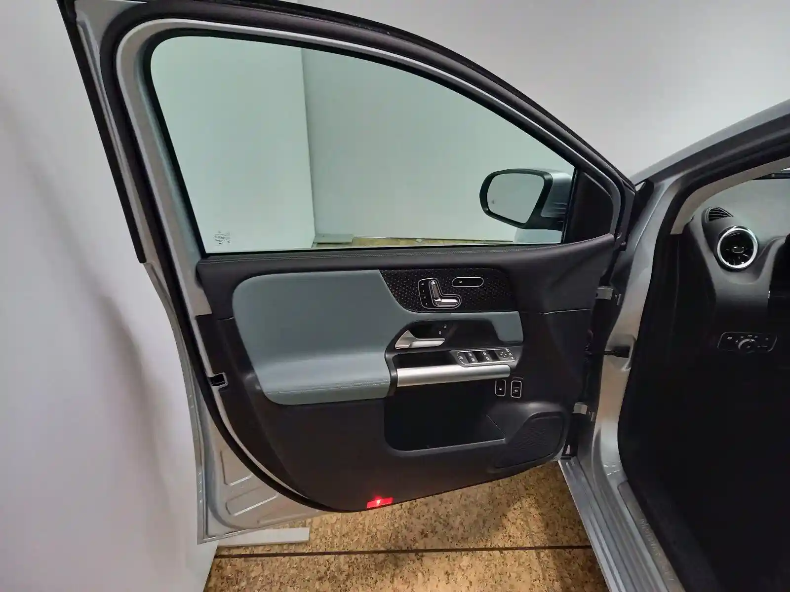 Mercedes-Benz B 250